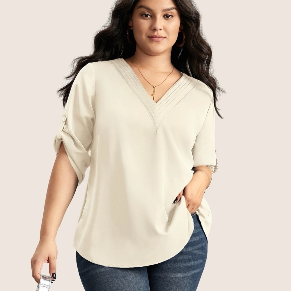 BloomChic Plus Size V Neck Plain Pleated Tab Sleeve Blouse